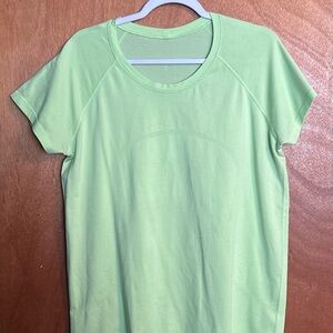 Lululemon Athletica Swiftly Tech 2.0 Light Green Short Sleeve Tee